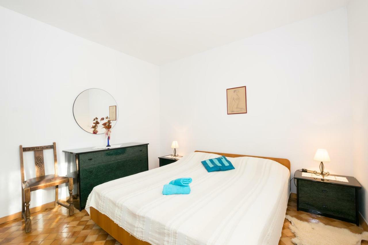 Apartments Mirjana プーラ エクステリア 写真