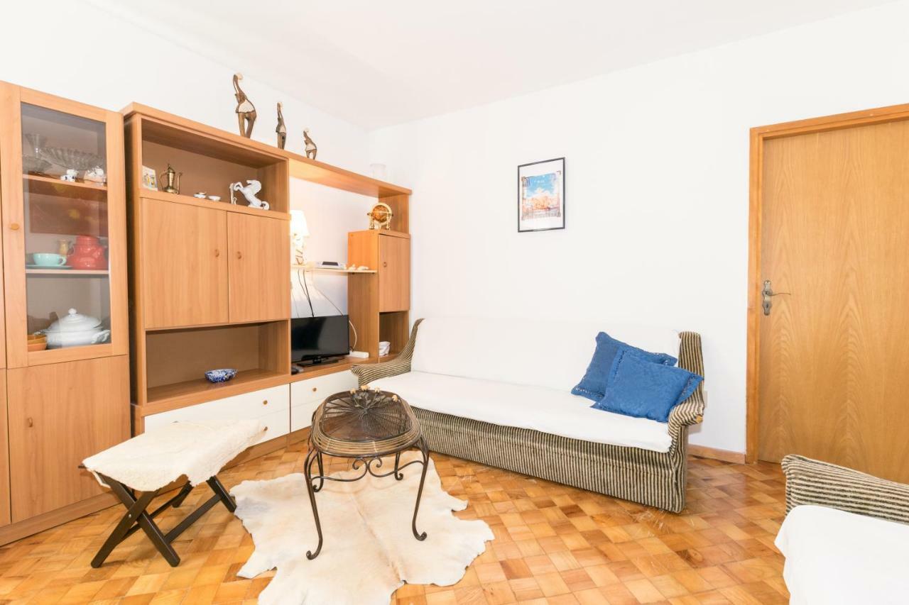 Apartments Mirjana プーラ エクステリア 写真